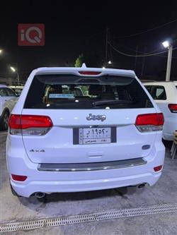 جیپ گراند شیرۆکی